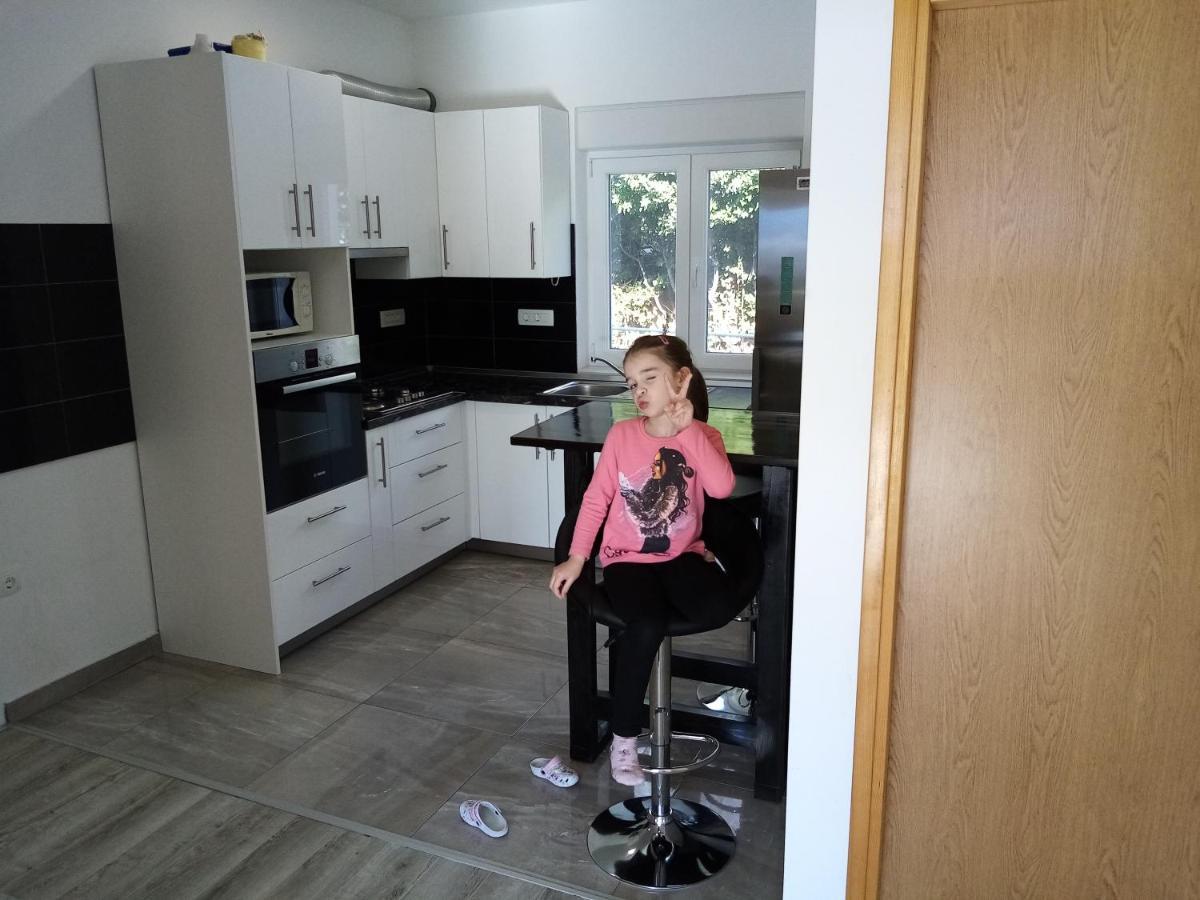 גראדאץ Apartment Nino מראה חיצוני תמונה