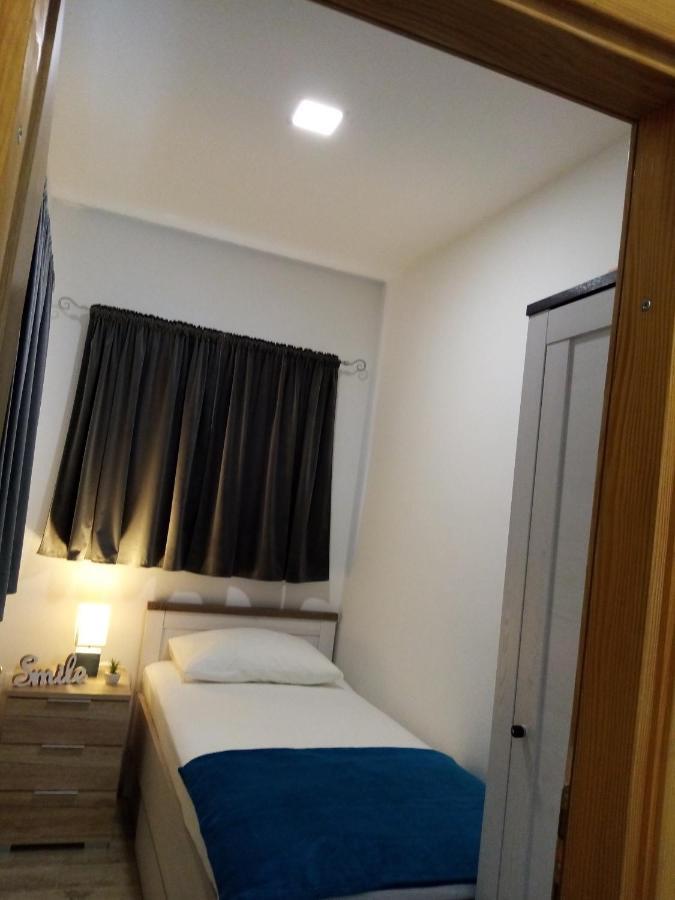 גראדאץ Apartment Nino מראה חיצוני תמונה